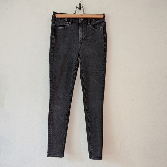 American Eagle Black Hi Rise Skinny Jeans - Picture 1 of 9